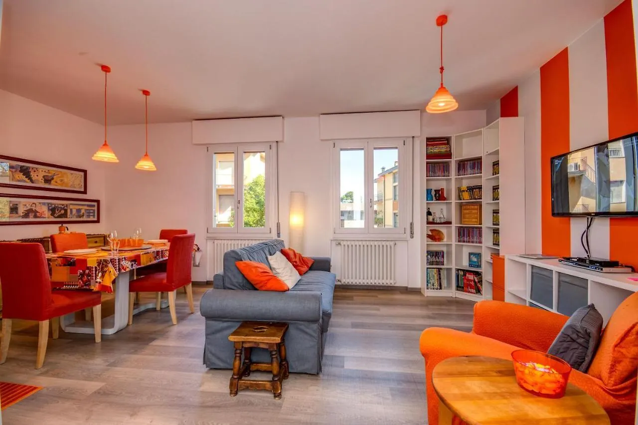 Orange Apartment Salò